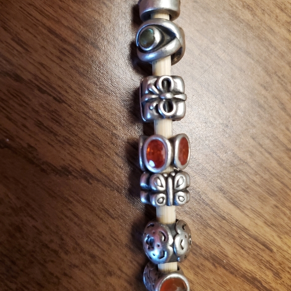 Pandora Beads and bracelet - Picture 1 of 9